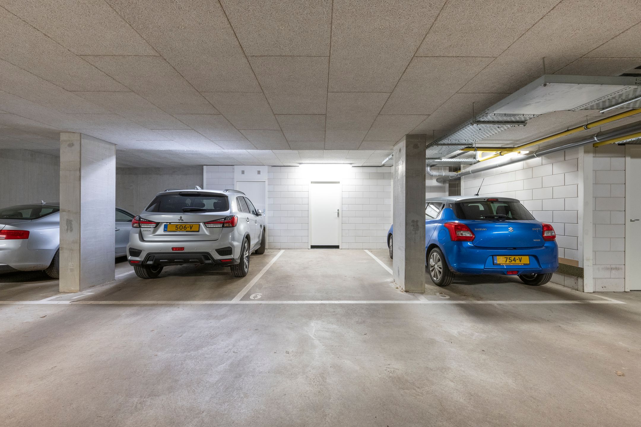 Foto 24 van Badhuislaan 97