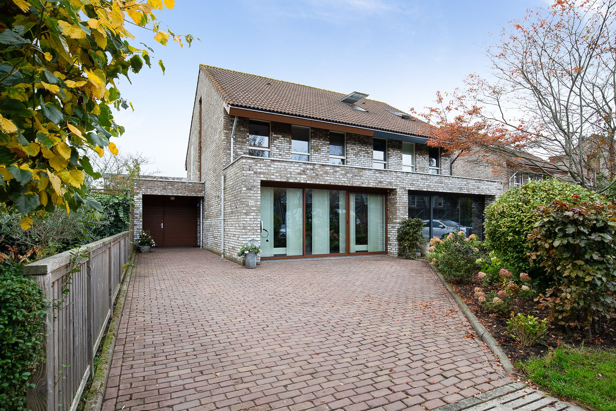 Buying a house in The Netherlands., Brandaris 90