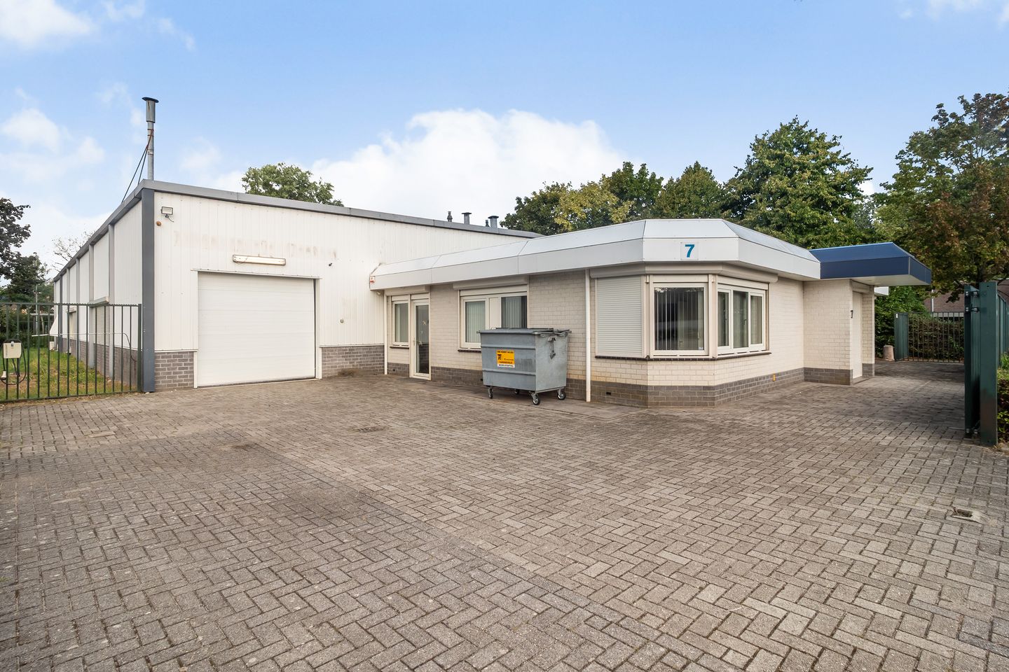 Bekijk foto 4 van Leigraafseweg 7