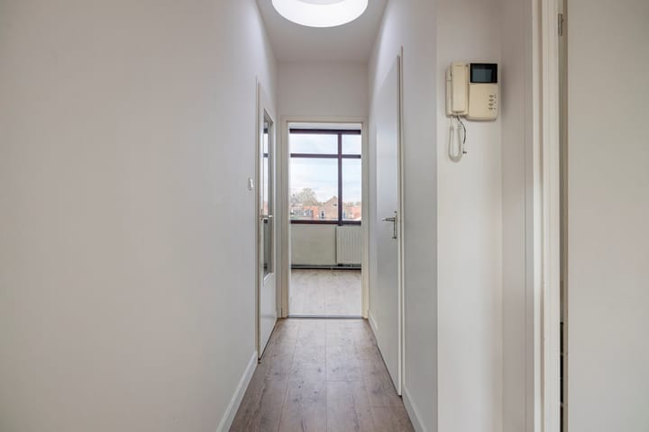 Photo 24 of Ridderstraat 93