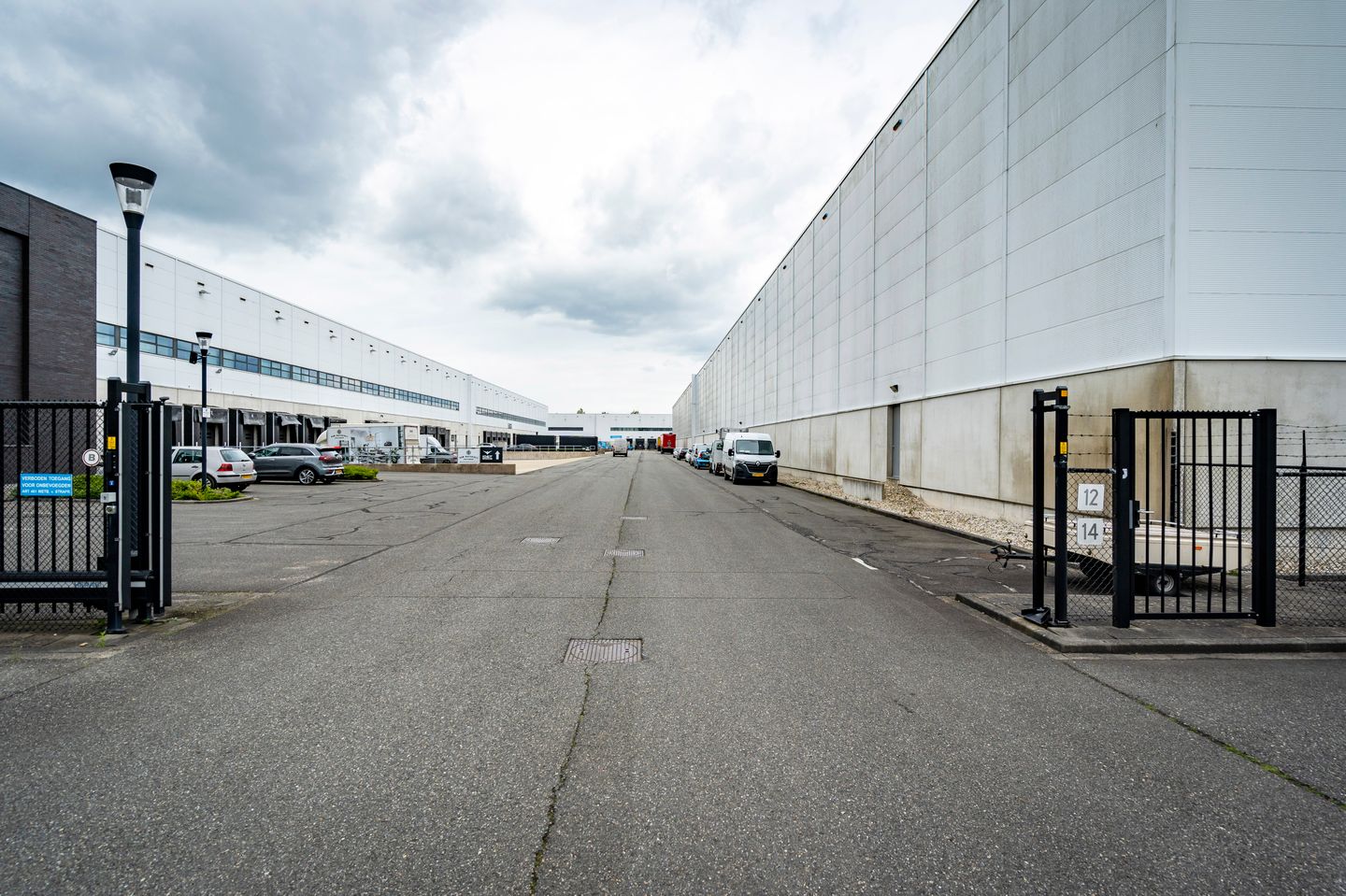 Bekijk foto 5 van Casablancaweg 14