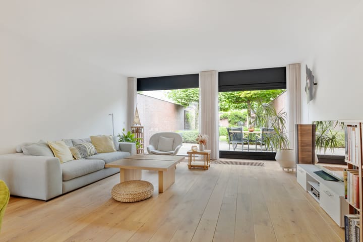 Foto 2 van Dotterbloem 1