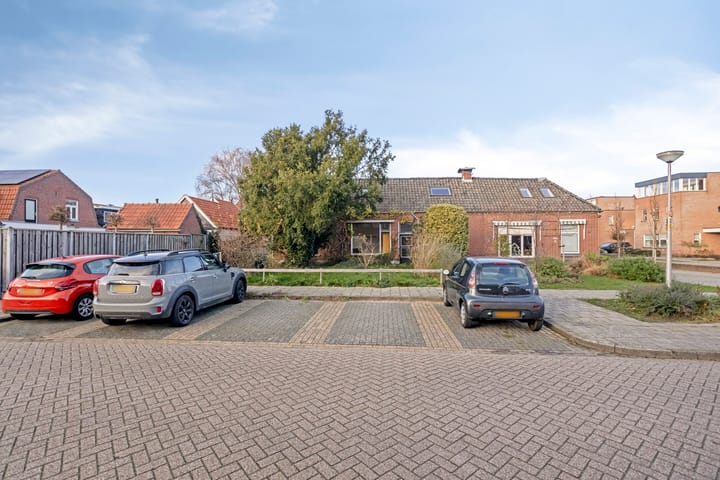 Photo 4 of Laarstraat 46