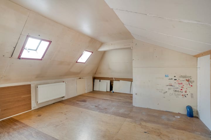 Foto 24 van Laarstraat 46