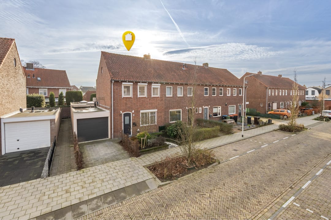 Foto 1 van Admiraal de Ruijterstraat 16