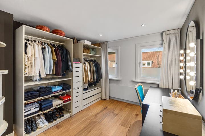 Foto 32 van Admiraal de Ruijterstraat 16