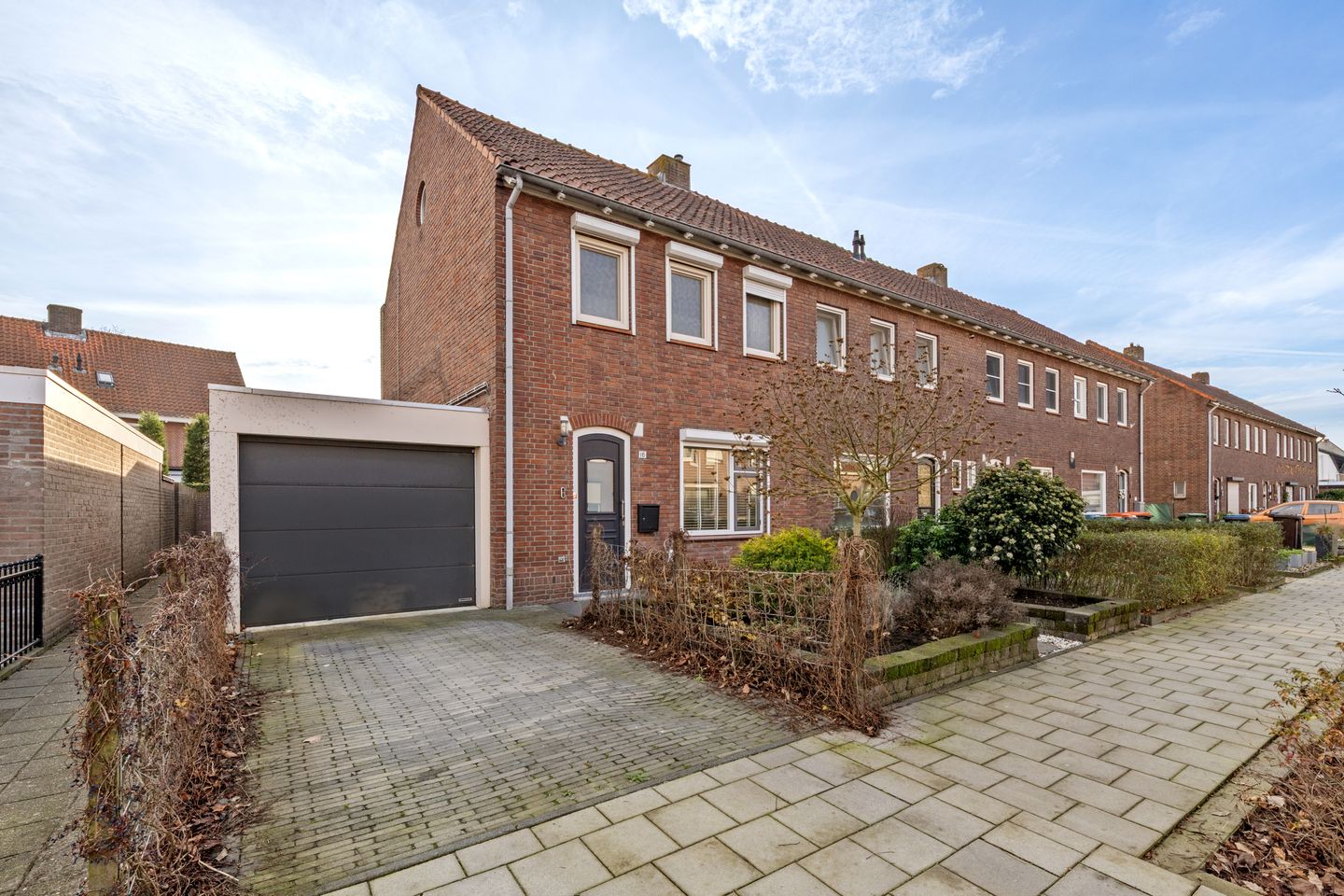 Foto 49 van Admiraal de Ruijterstraat 16