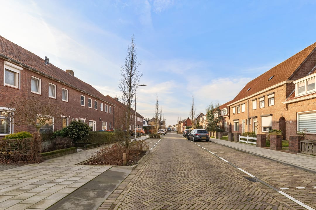 Foto 52 van Admiraal de Ruijterstraat 16