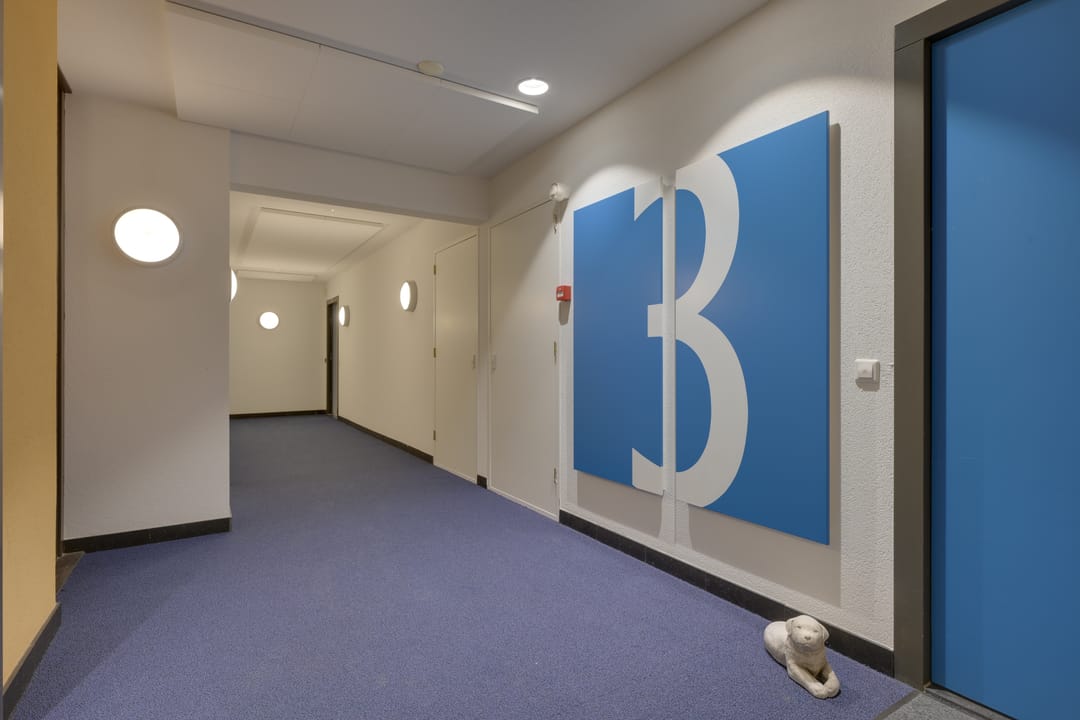 Foto 8 van Simon Carmiggeltstraat 13