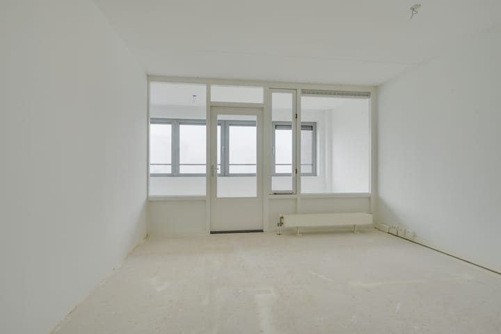 Foto 19 van Simon Carmiggeltstraat 13