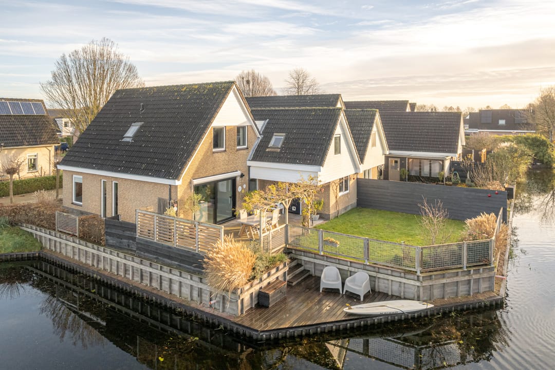 Foto 2 van Warring 46