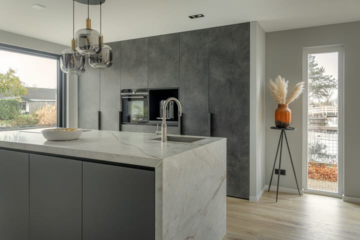 Foto 20 van Warring 46