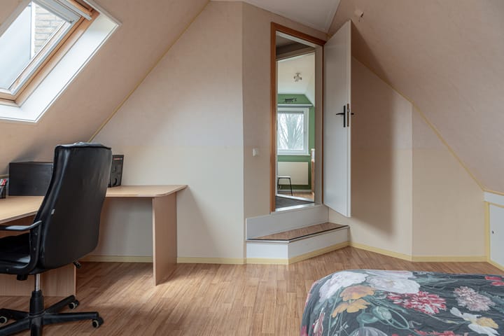 Foto 33 van Warring 46