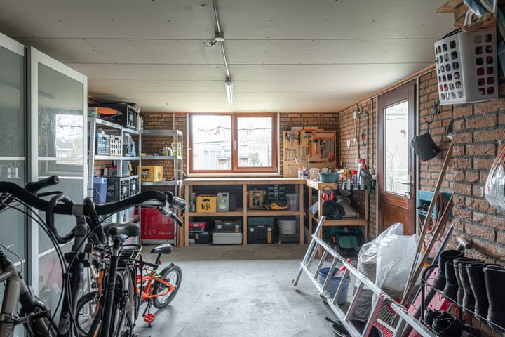 Foto 36 van Warring 46