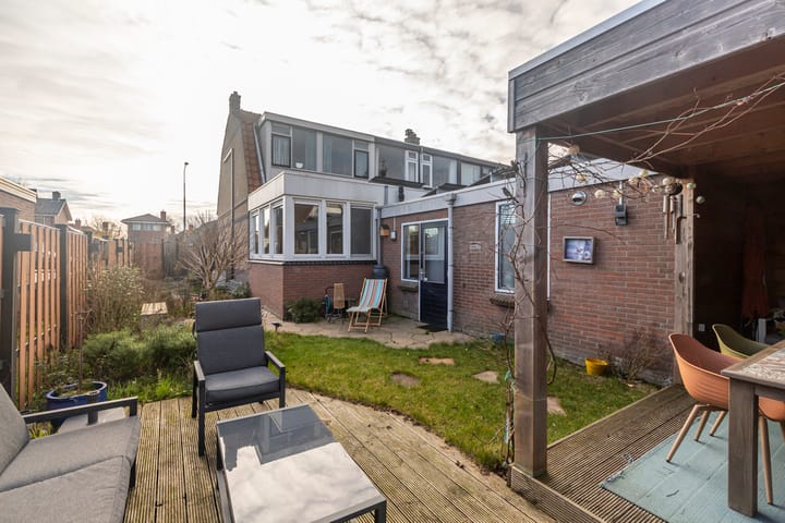 Photo 4 of Oosteinde 106