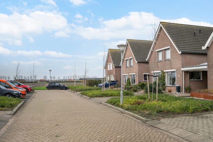 Foto 30 van Burgemeester Bouwensestraat 10