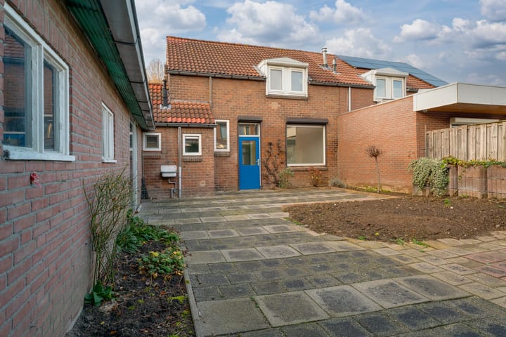 Photo 3 of Burgemeester Cremersplein 11