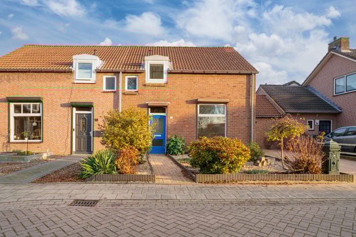 Photo 5 of Burgemeester Cremersplein 11