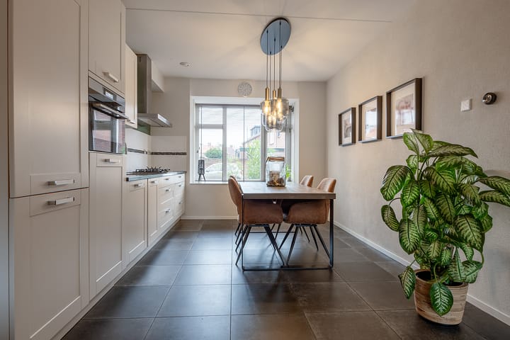 Photo 15 of Ladderbeekstraat 30