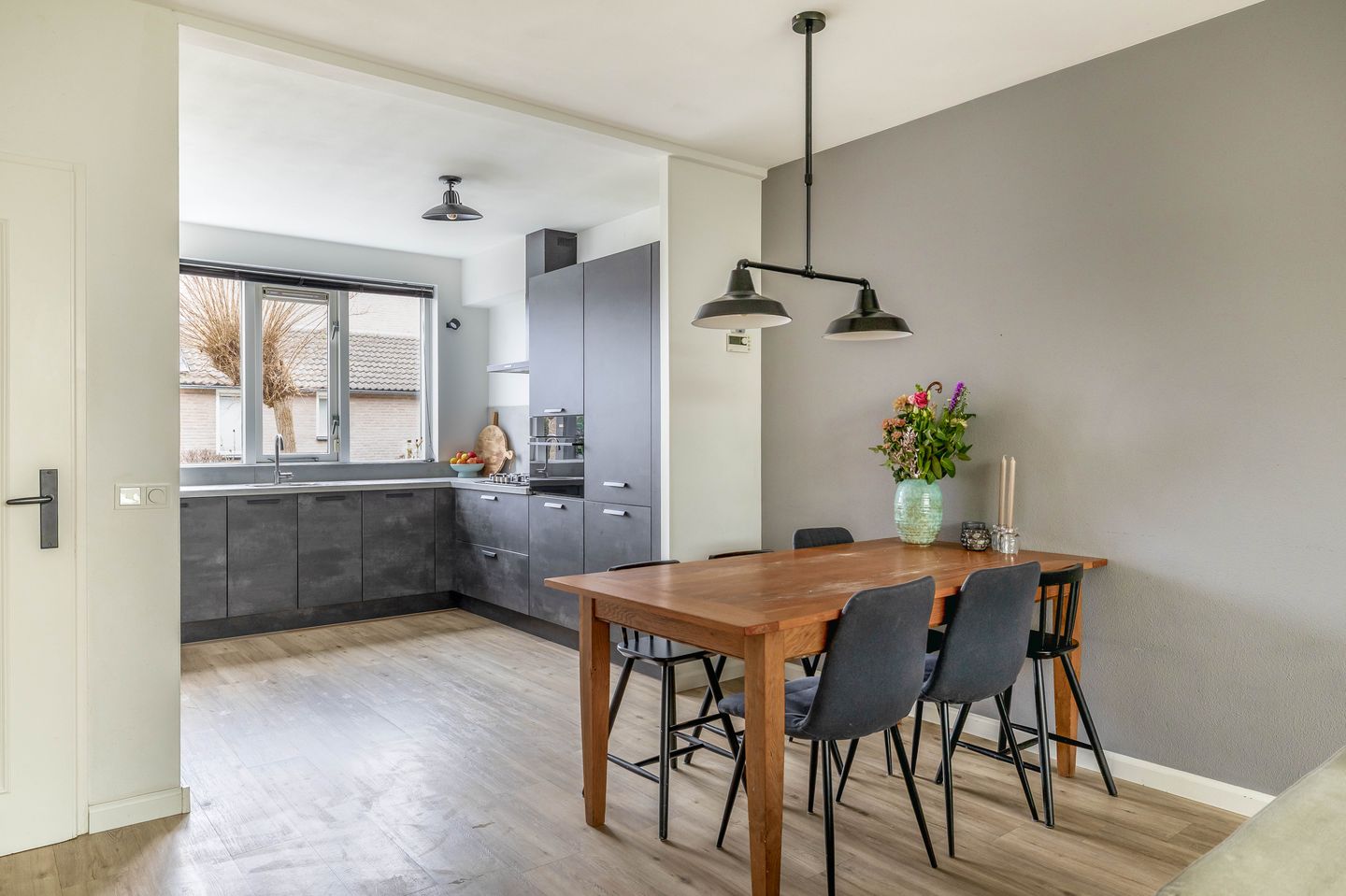 Foto 5 van Kamillelaar 13