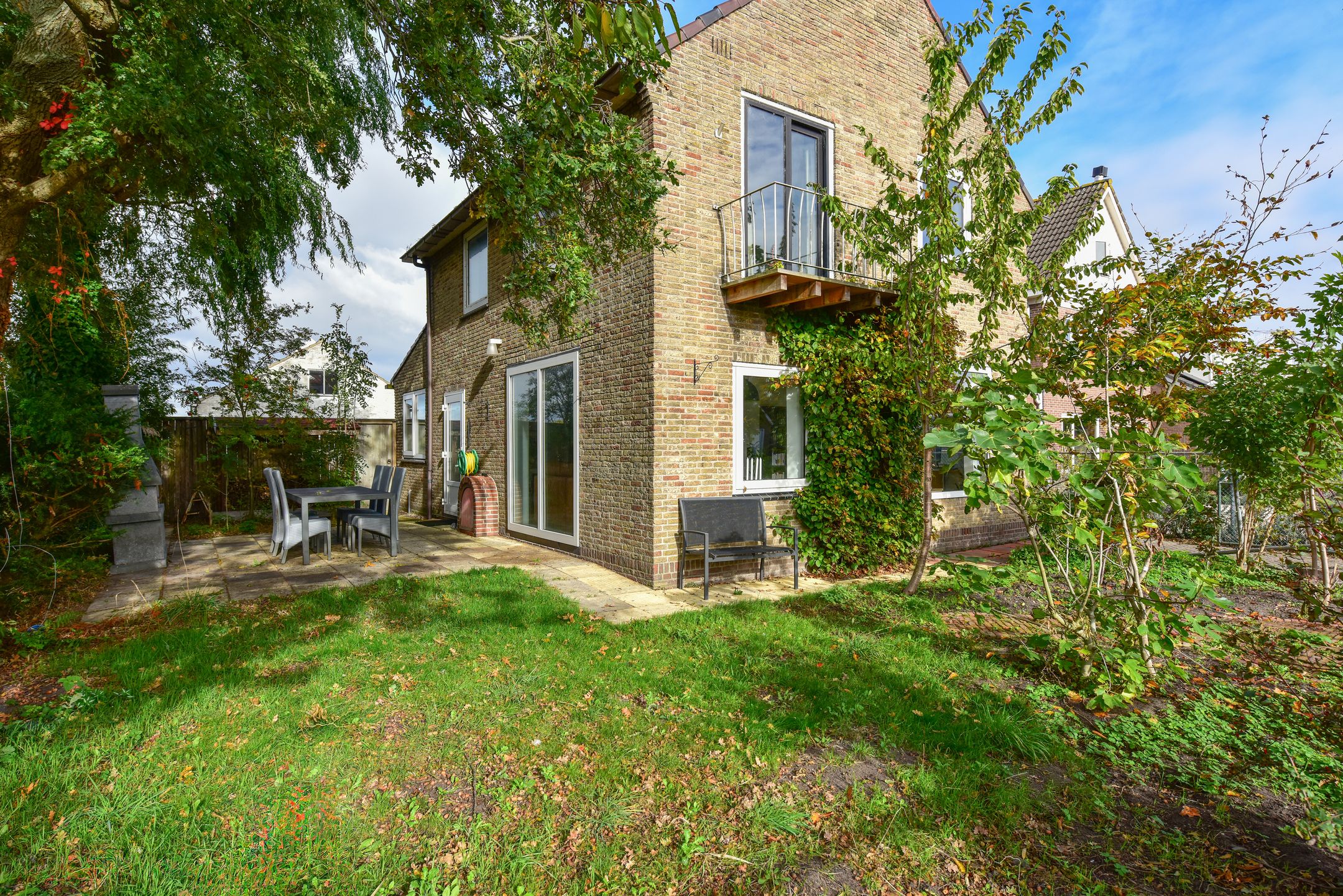 Buying a house in The Netherlands., Bilderdammerweg 64