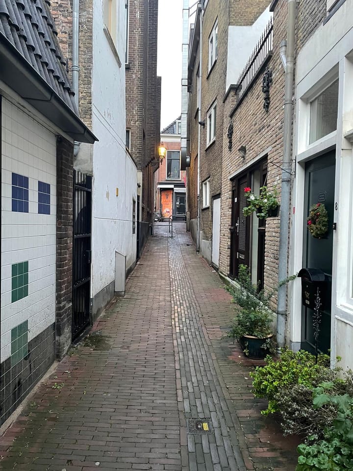 Foto 2 van Zwaansteeg 5