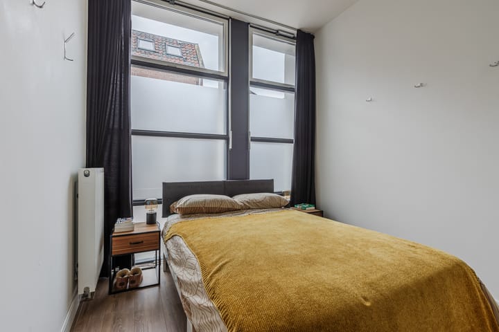 Photo 13 of Herenstraat 10