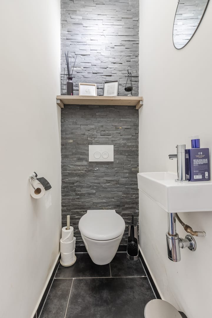 Photo 18 of Herenstraat 10