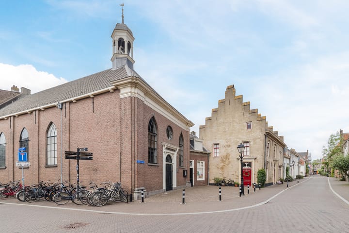 Photo 21 of Herenstraat 10