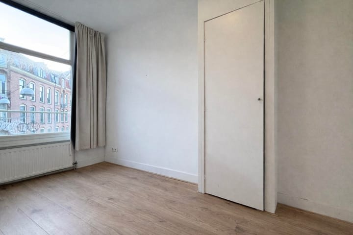 Photo 14 of Tweede Hugo de Grootstraat 30-2