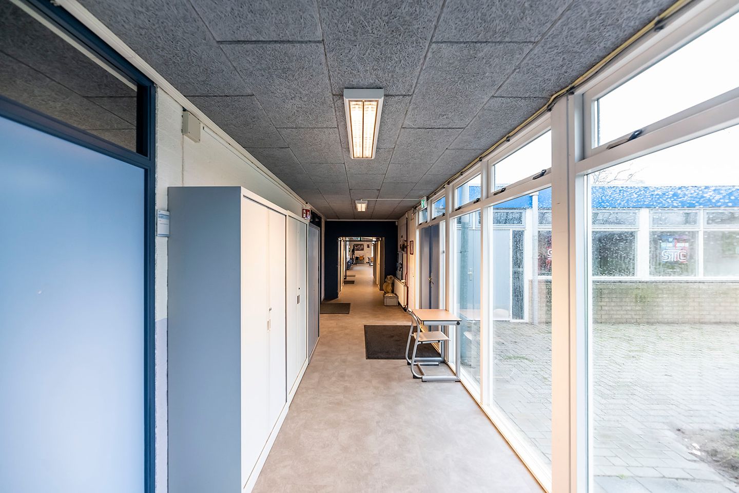 View photo 4 of Deltahaven 4