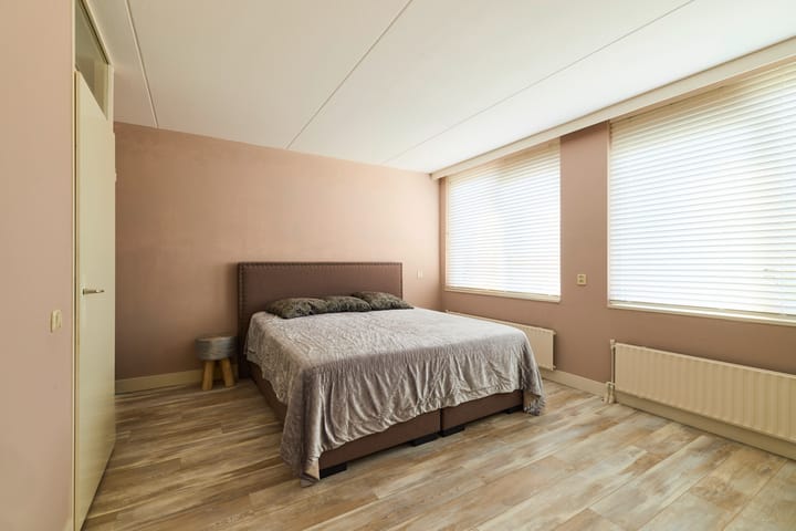 Foto 24 van Witte de Withlaan 25