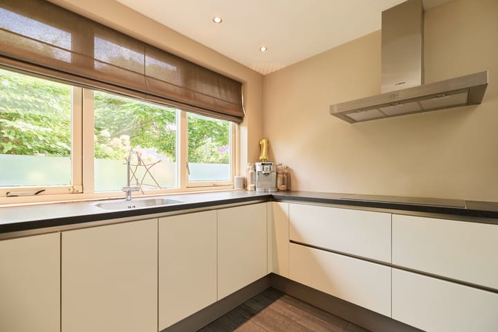 Foto 23 van Witte de Withlaan 25