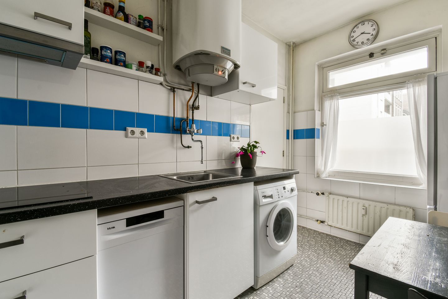 Foto 10 van Jodenbreestraat 104