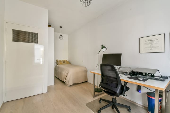 Foto 15 van Jodenbreestraat 104