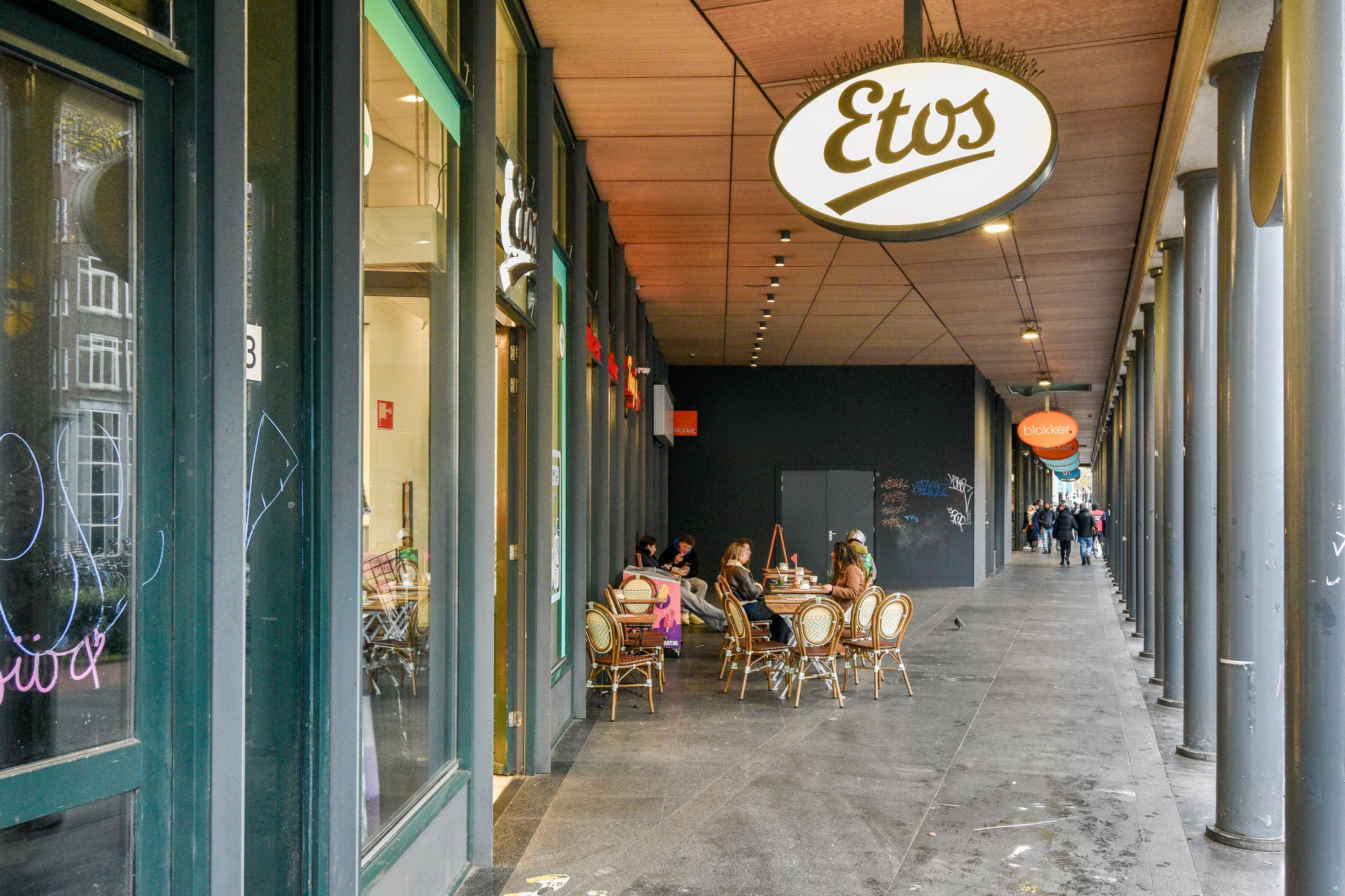 Foto 24 van Jodenbreestraat 104