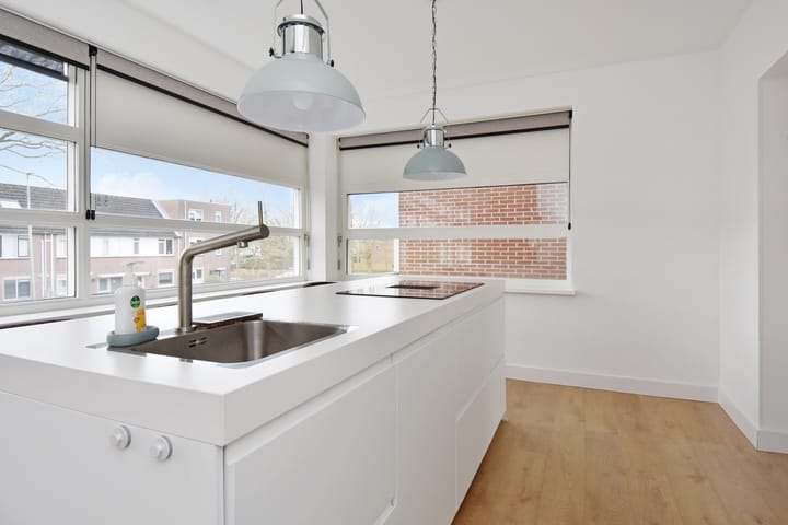 Foto 13 van Algengroen 6-B