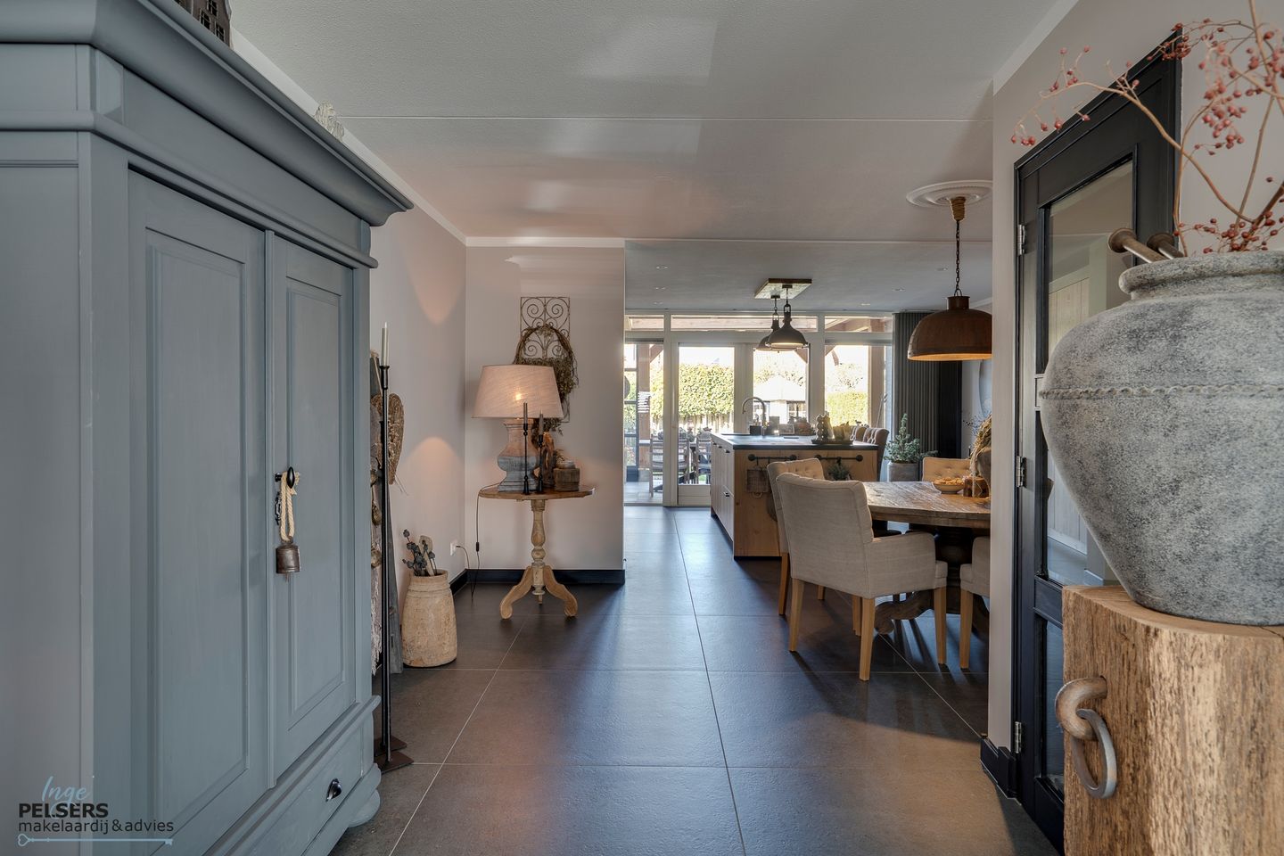 Photo 10 of Cor Janssenstraat 11