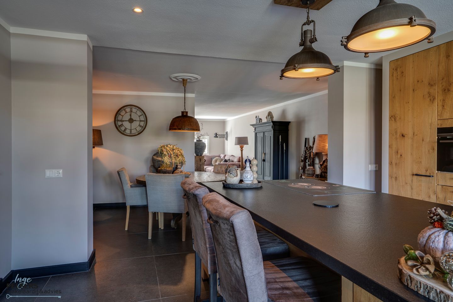 Photo 19 of Cor Janssenstraat 11