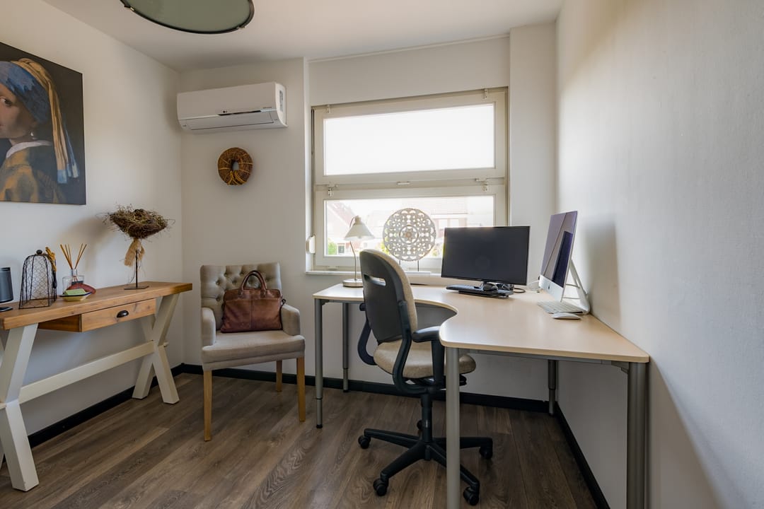 Photo 37 of Cor Janssenstraat 11