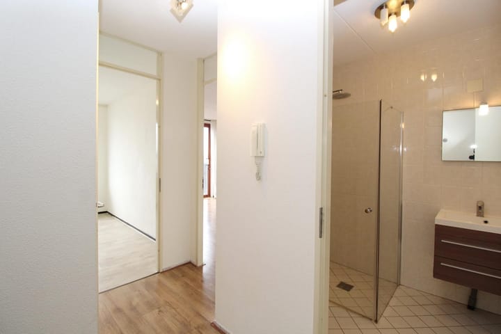 Foto 11 van Porporastraat 138