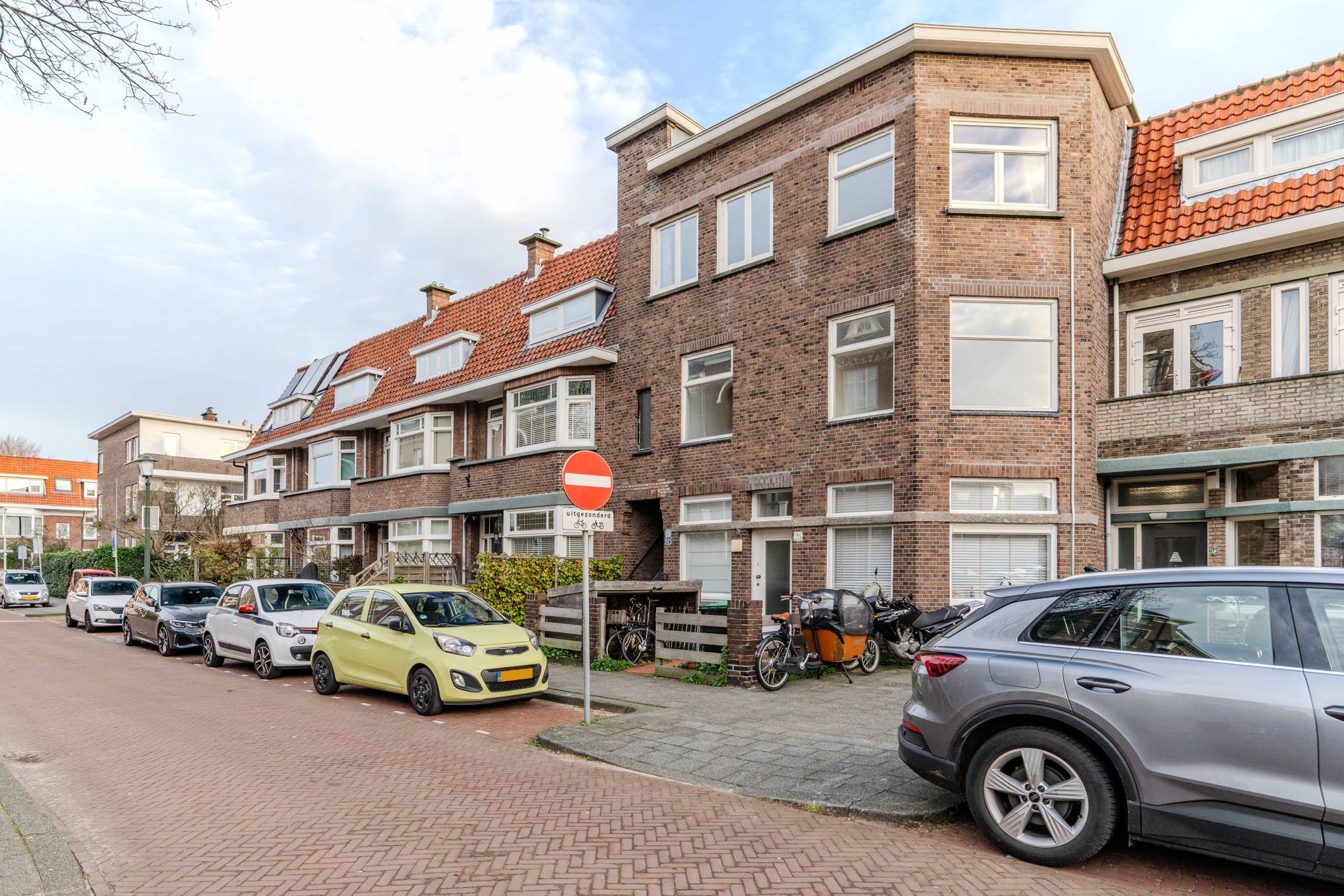 Buying a house in The Netherlands., Kruisbessenstraat 27