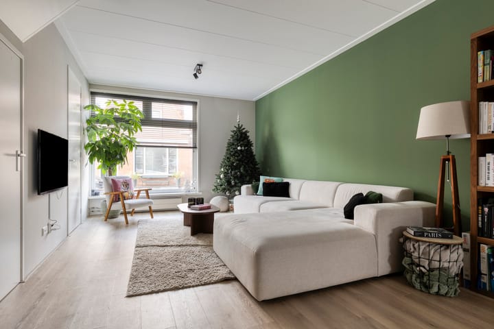 Foto 3 van Pastoor van der Weidenstraat 21