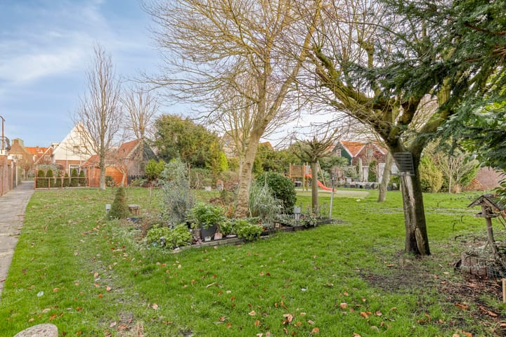 Foto 24 van Pastoor van der Weidenstraat 21