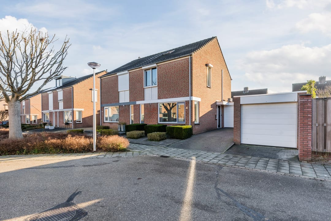 Foto 7 van Panovenstraat 4