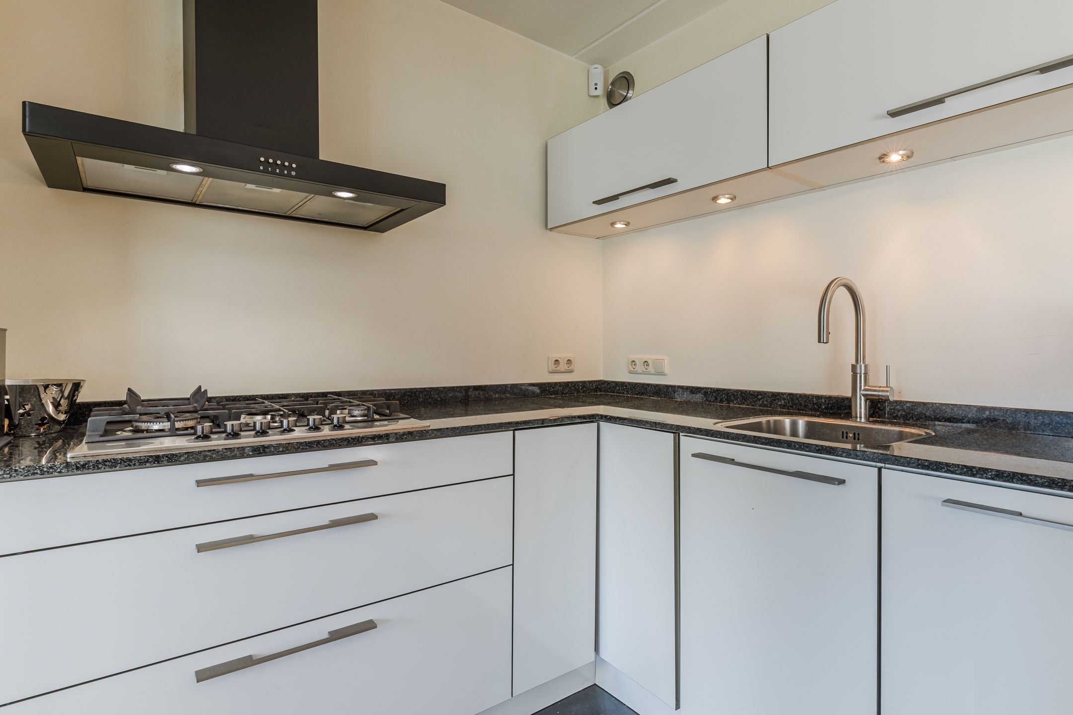 Foto 18 van Panovenstraat 4