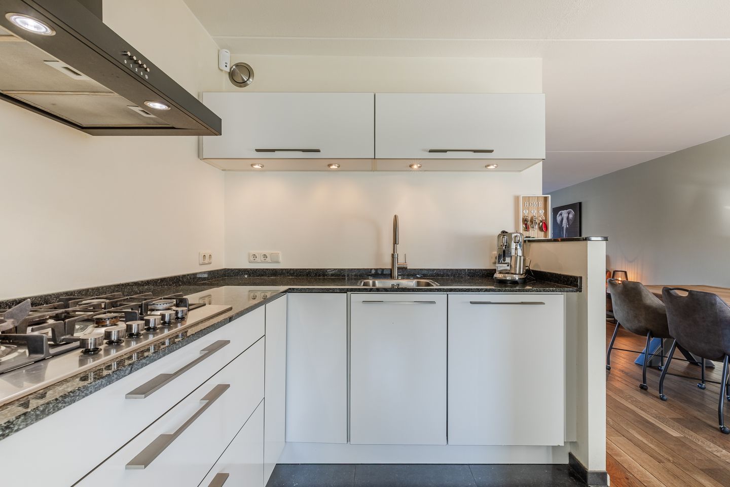 Foto 19 van Panovenstraat 4