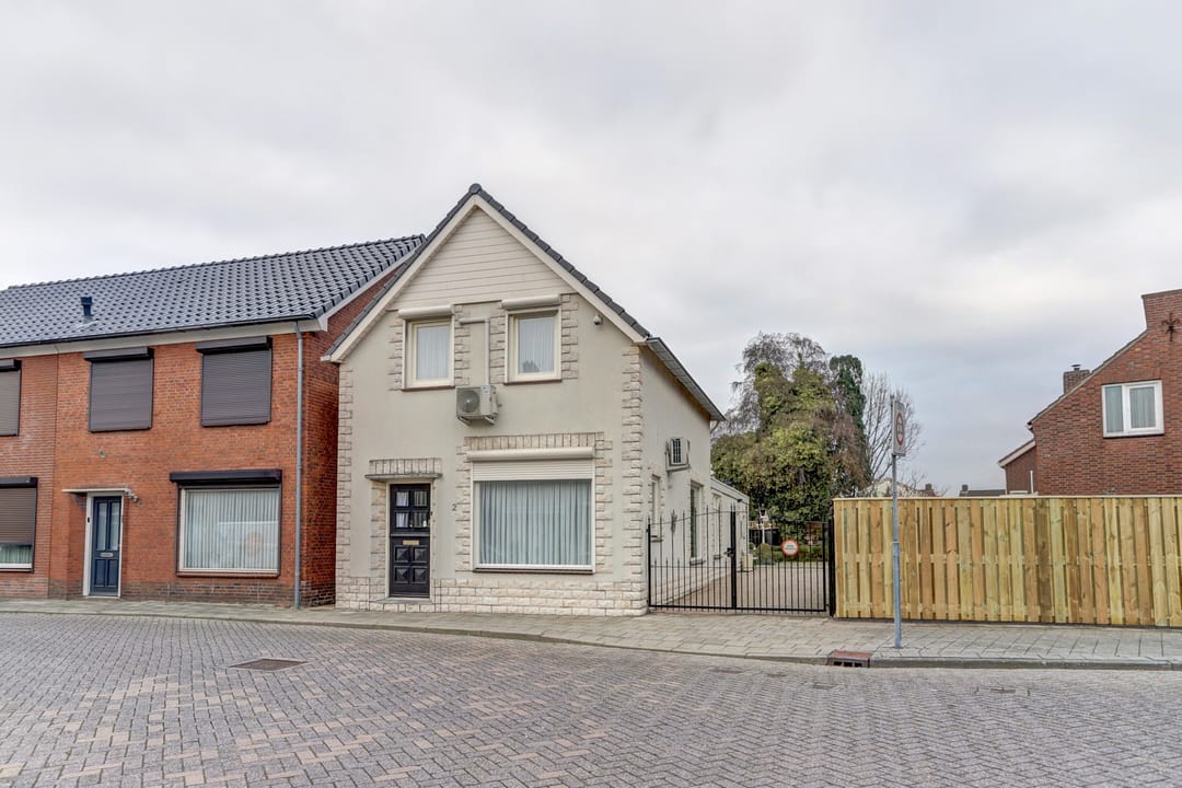 Photo 1 of Achterhoeksestraat 2