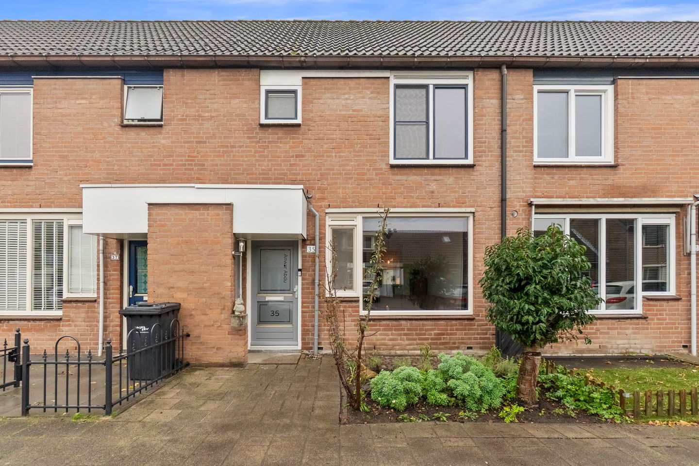 Photo 1 of Barcelonastraat 35