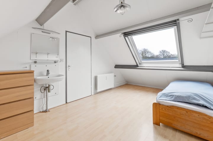 Foto 48 van Barcelonastraat 35